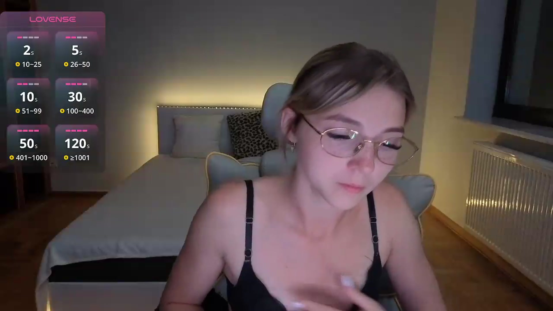 Gallery image thumbnail from Daisyy's myfreecams stream on, 08/29/2026, 23:06 image 4 of 20