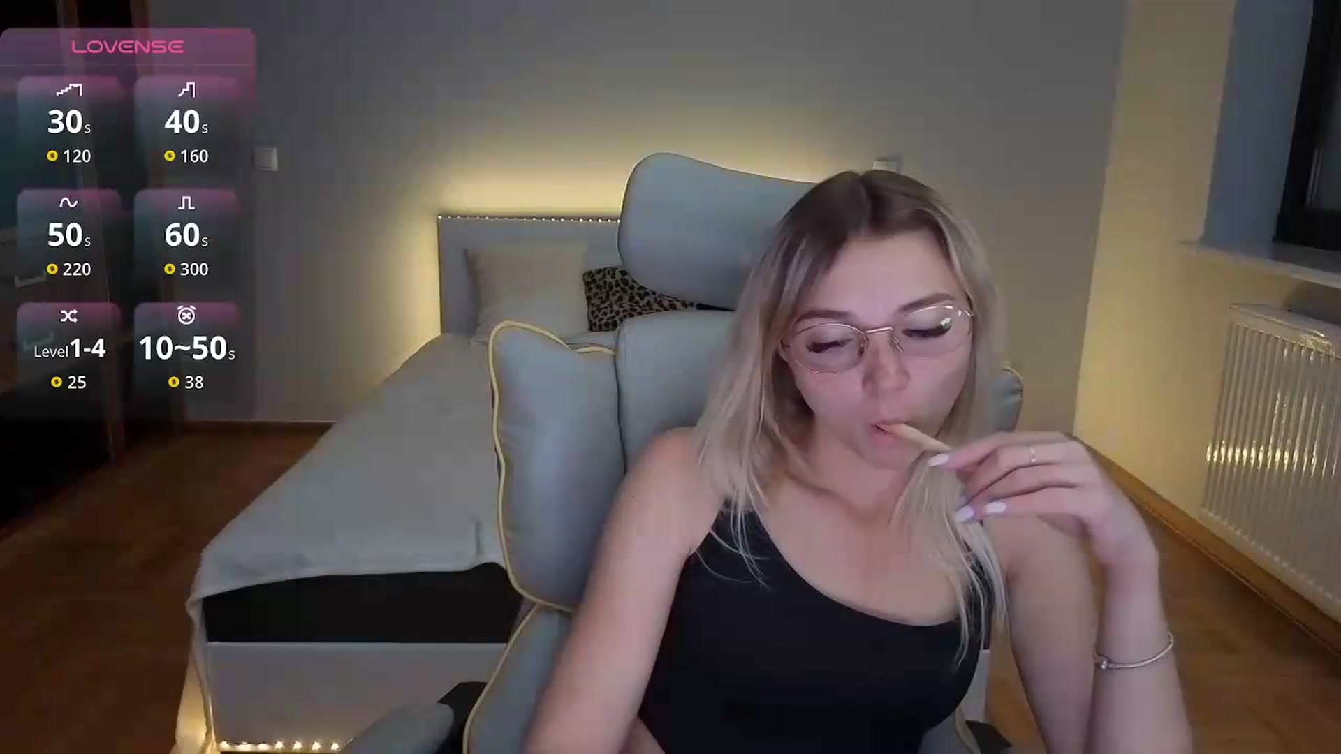 Gallery image thumbnail from Daisyy's myfreecams stream on, 08/30/2026, 20:07 image 6 of 20