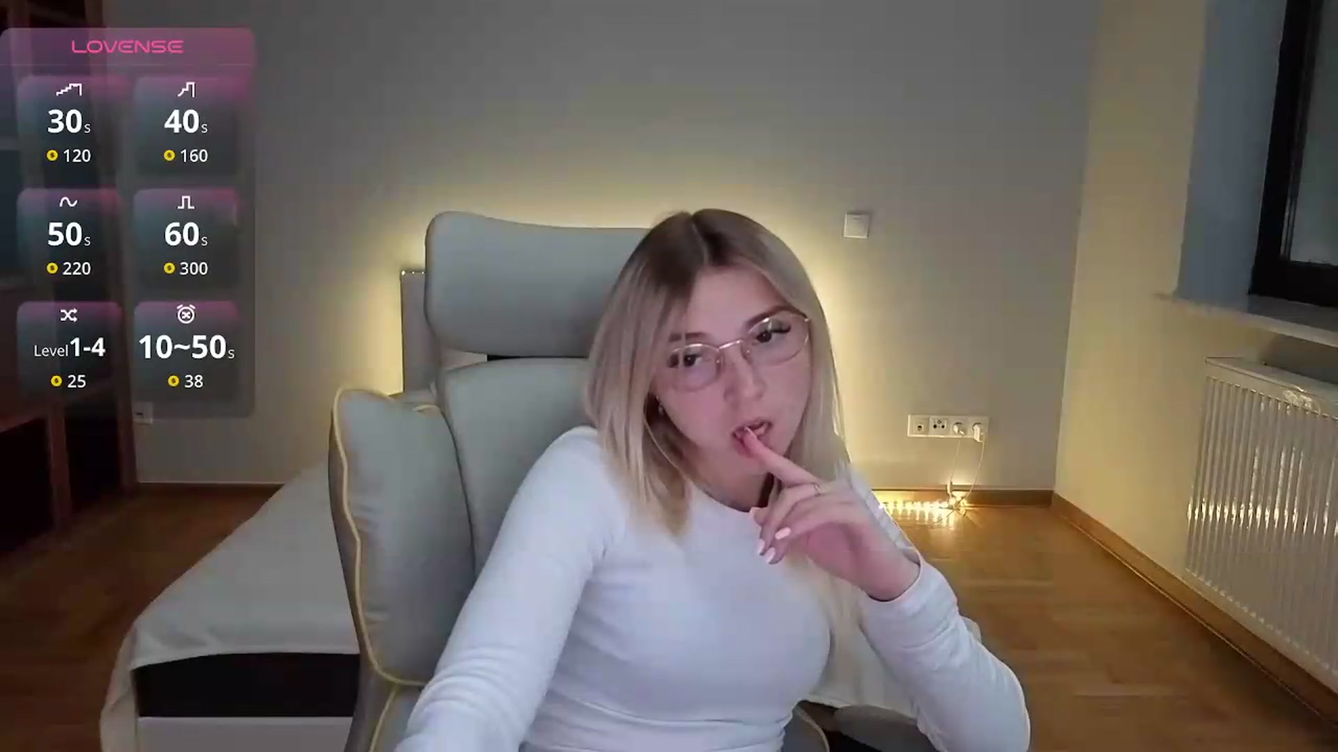Gallery image thumbnail from Daisyy's myfreecams stream on, 08/31/2026, 14:59 image 8 of 20