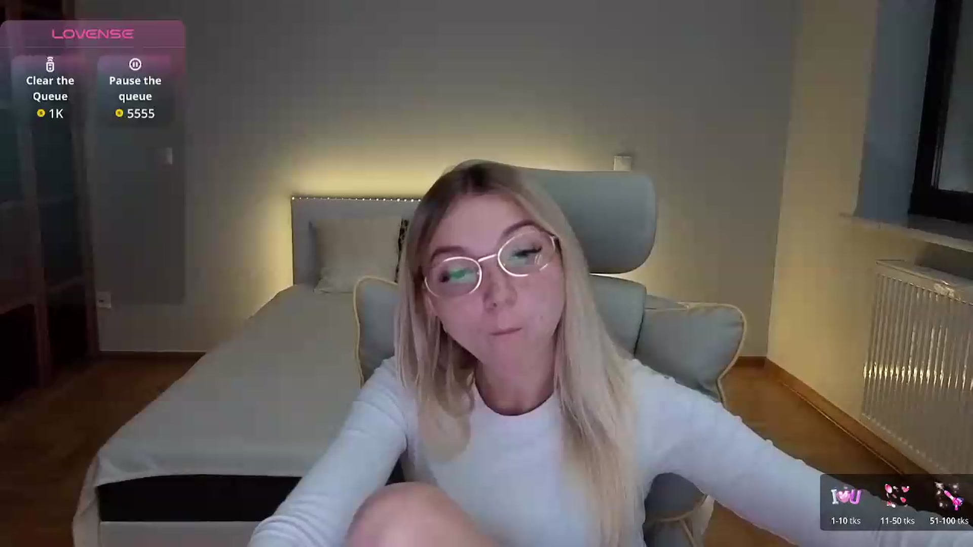 Gallery image thumbnail from Daisyy's myfreecams stream on, 08/31/2026, 14:59 image 10 of 20