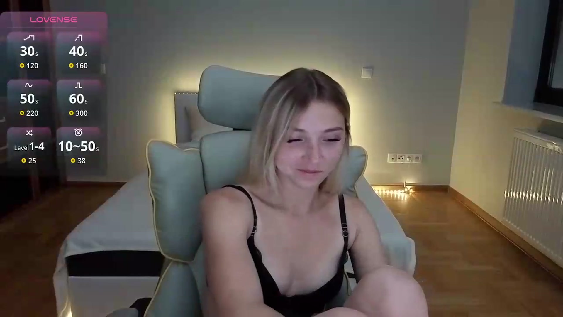 Gallery image thumbnail from Daisyy's myfreecams stream on, 08/31/2026, 17:00 image 15 of 20