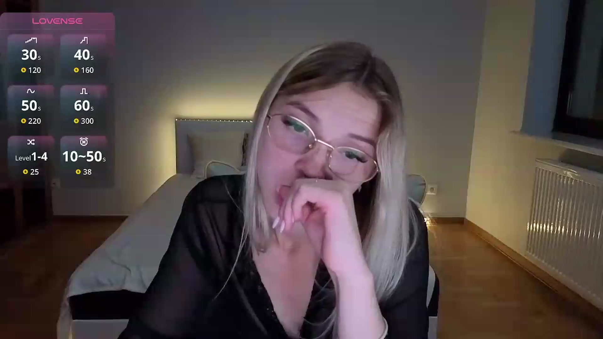 Gallery image thumbnail from Daisyy's myfreecams stream on, 09/01/2026, 24:47 image 16 of 20