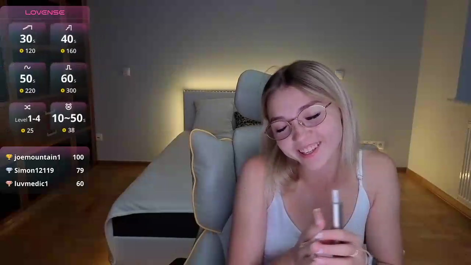 Gallery image thumbnail from Daisyy's myfreecams stream on, 09/01/2026, 19:11 image 17 of 20