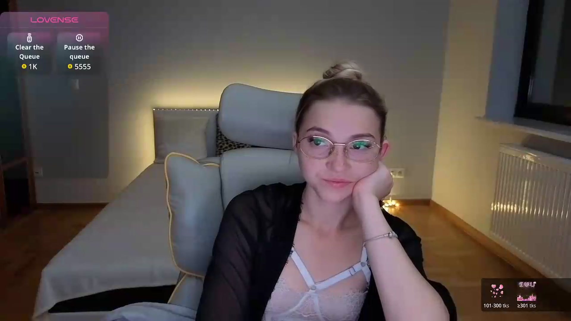 Gallery image thumbnail from Daisyy's myfreecams stream on, 09/04/2026, 18:46 image 12 of 20