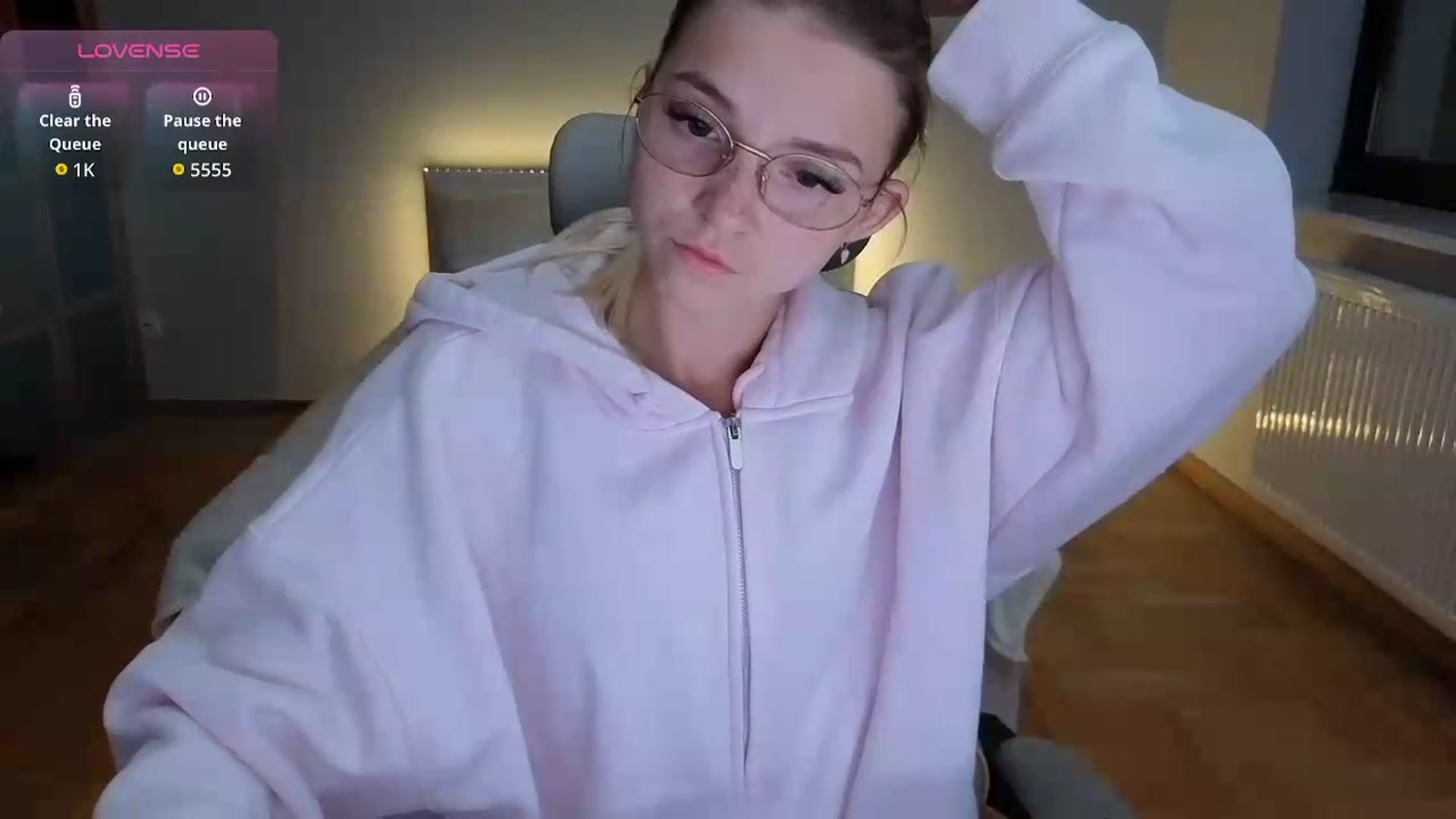 Gallery image thumbnail from Daisyy's myfreecams stream on, 09/05/2026, 21:46 image 13 of 20