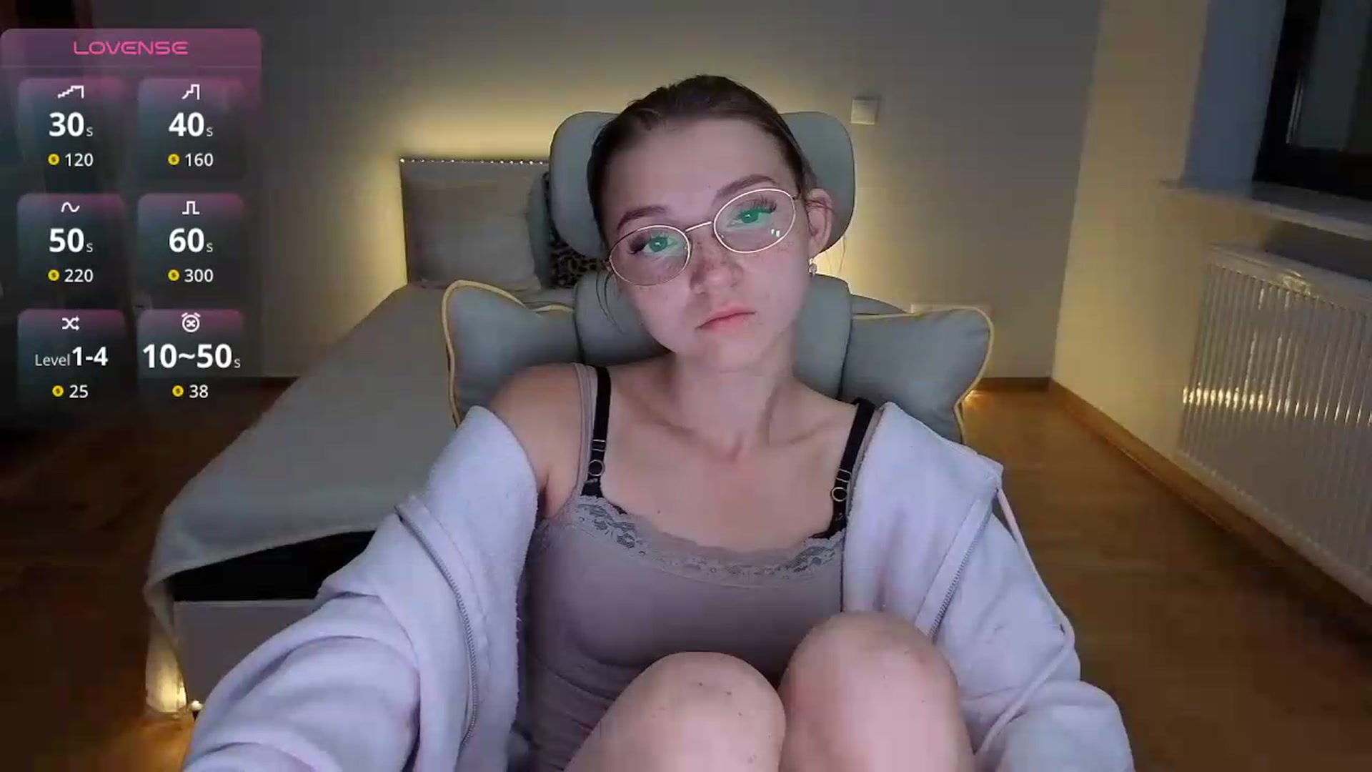 Gallery image thumbnail from Daisyy's myfreecams stream on, 09/05/2026, 21:46 image 14 of 20