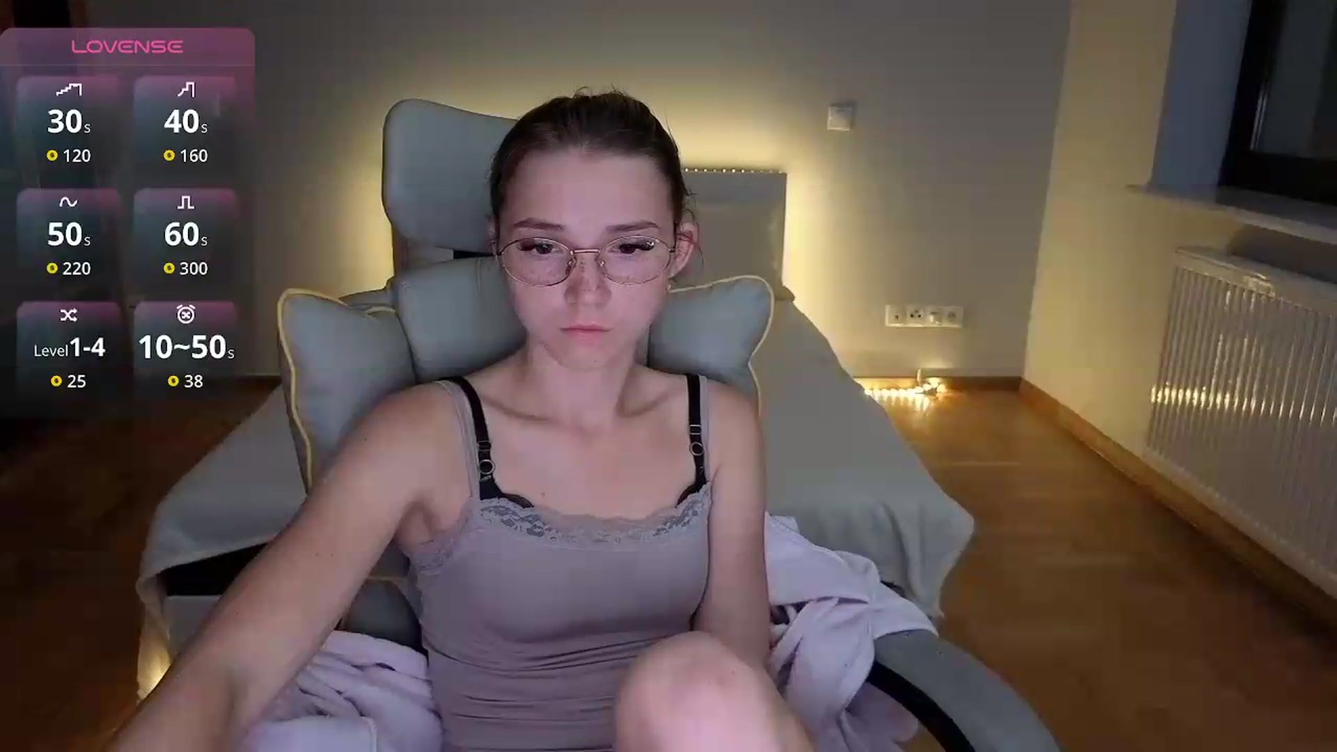 Gallery image thumbnail from Daisyy's myfreecams stream on, 09/05/2026, 21:46 image 18 of 20