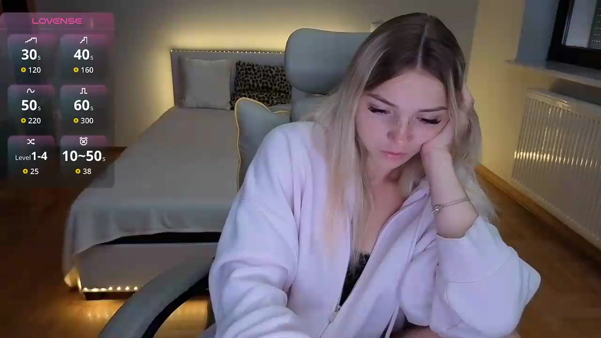 Gallery image thumbnail from Daisyy's myfreecams stream on, 09/06/2026, 16:15 image 18 of 20