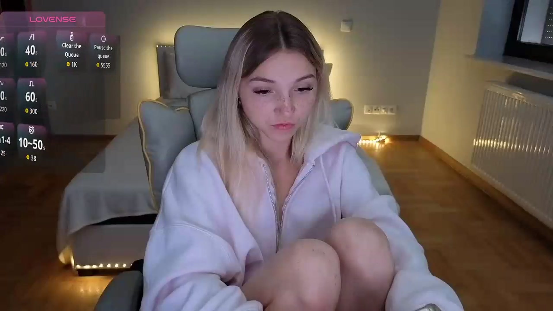Gallery image thumbnail from Daisyy's myfreecams stream on, 09/06/2026, 16:15 image 6 of 20