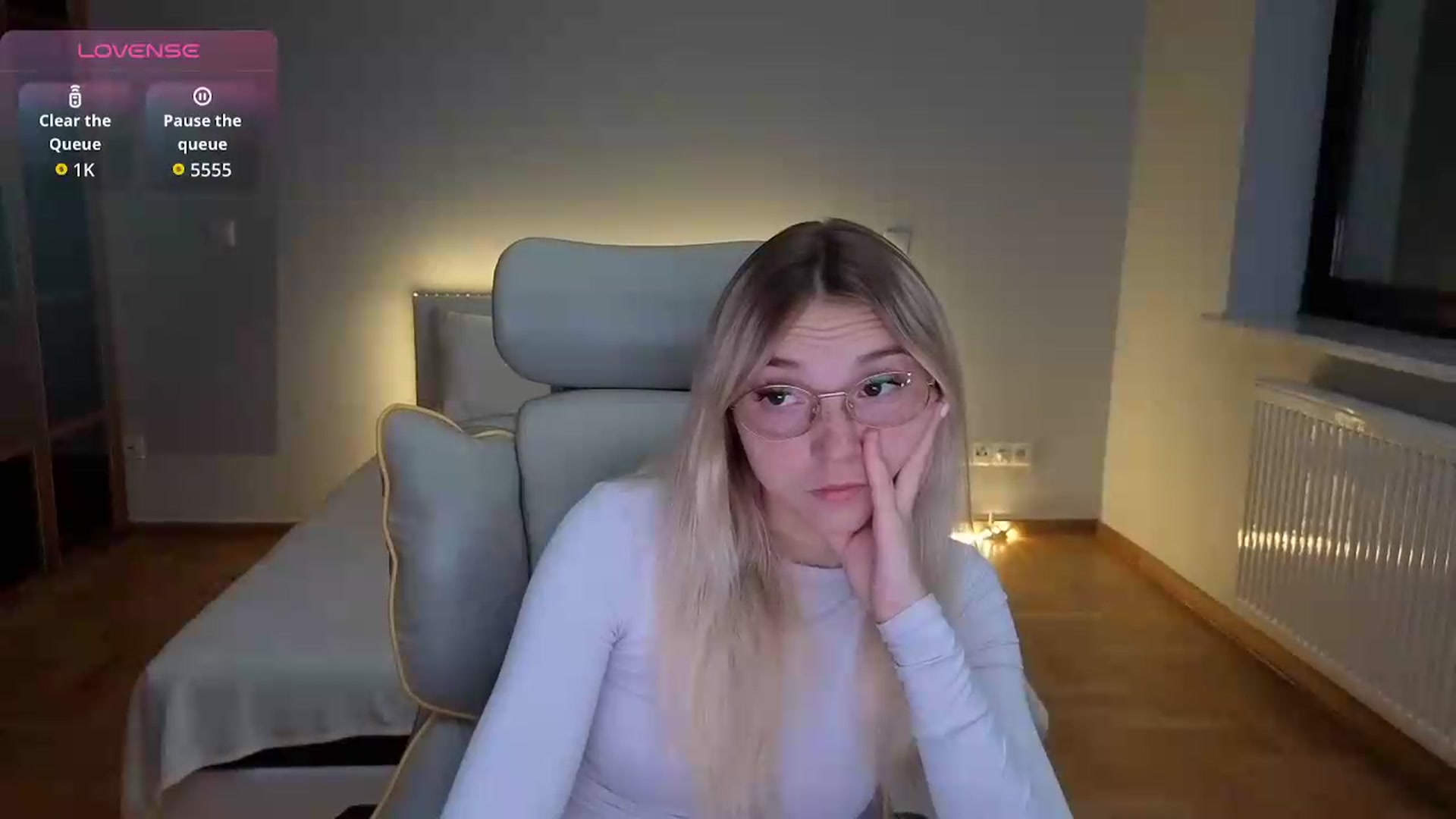 Gallery image thumbnail from Daisyy's myfreecams stream on, 09/06/2026, 18:39 image 12 of 20