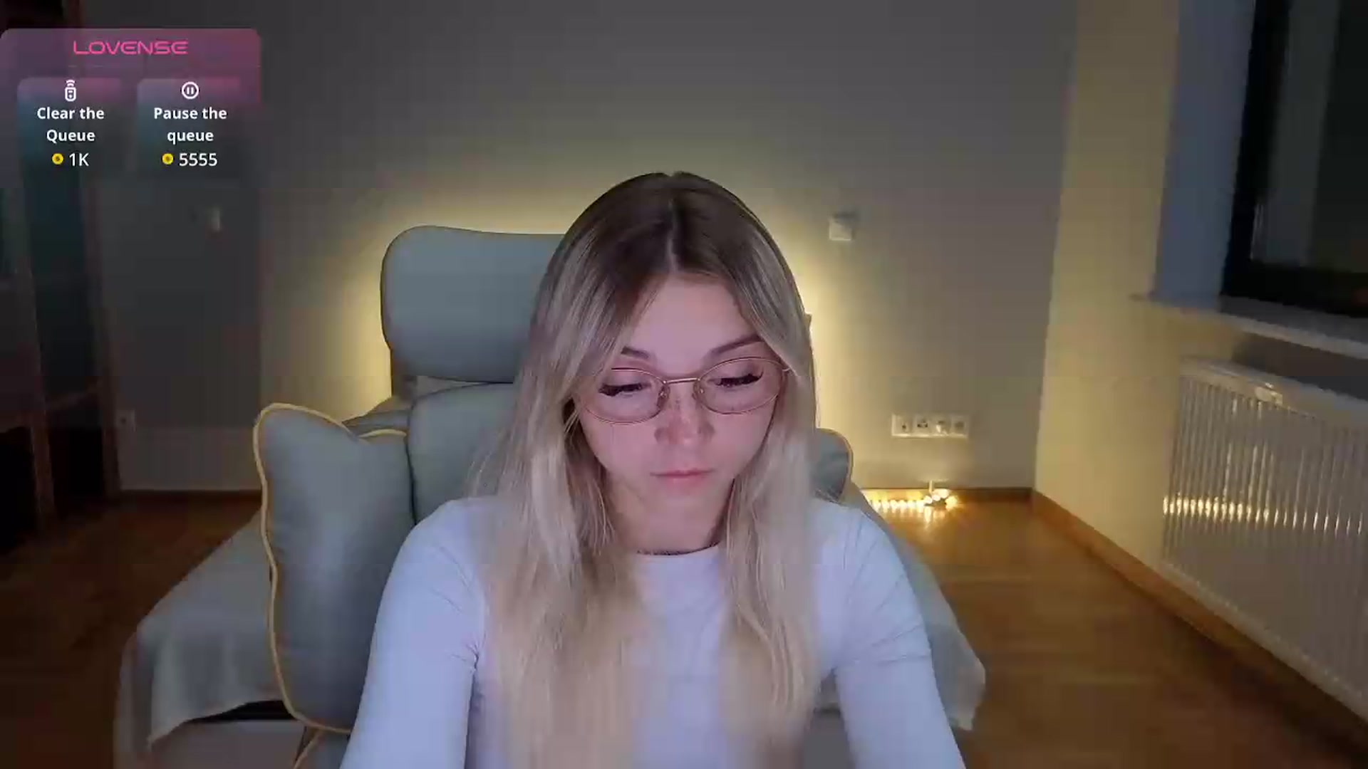Gallery image thumbnail from Daisyy's myfreecams stream on, 09/06/2026, 18:39 image 13 of 20