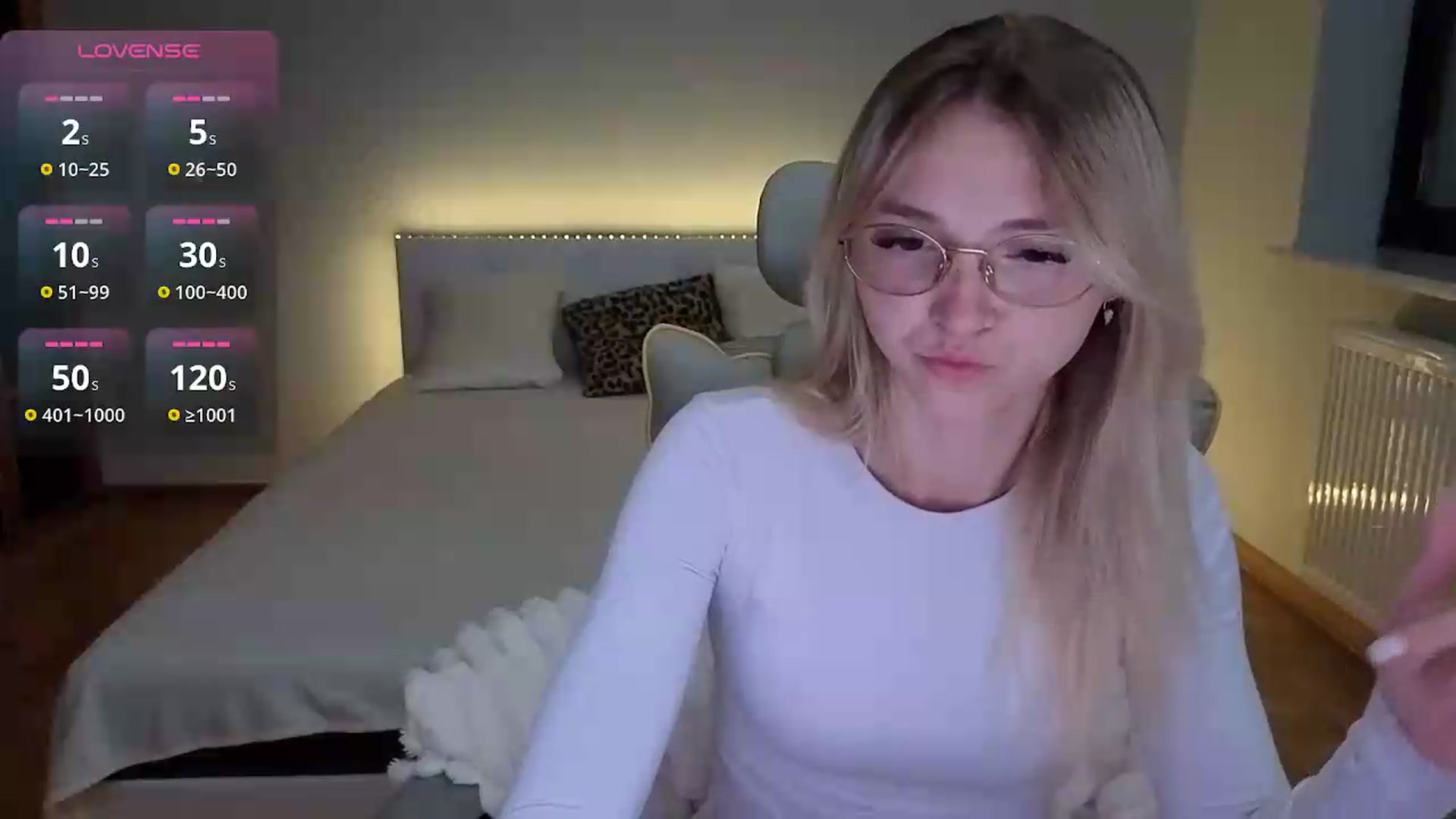 Gallery image thumbnail from Daisyy's myfreecams stream on, 09/07/2026, 17:50 image 6 of 20