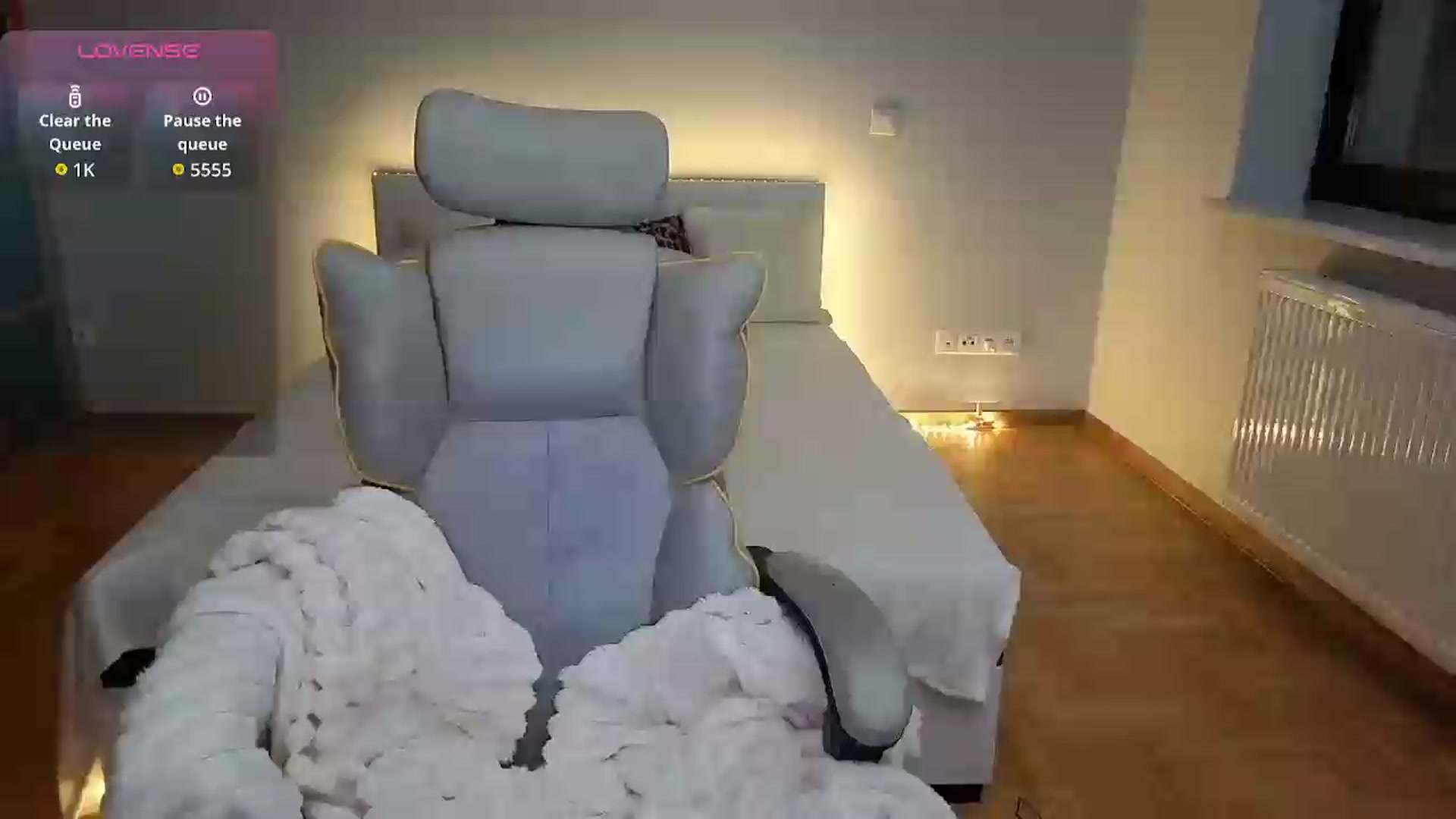 Gallery image thumbnail from Daisyy's myfreecams stream on, 09/08/2026, 24:33 image 12 of 20