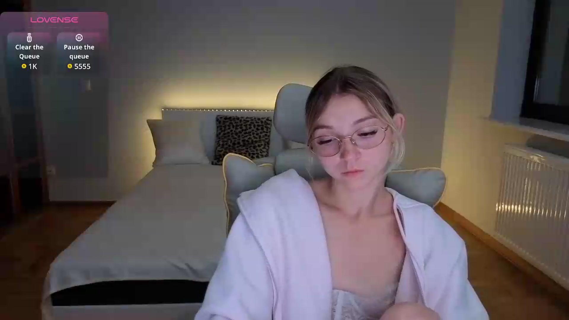 Gallery image thumbnail from Daisyy's myfreecams stream on, 09/10/2026, 21:50 image 13 of 20