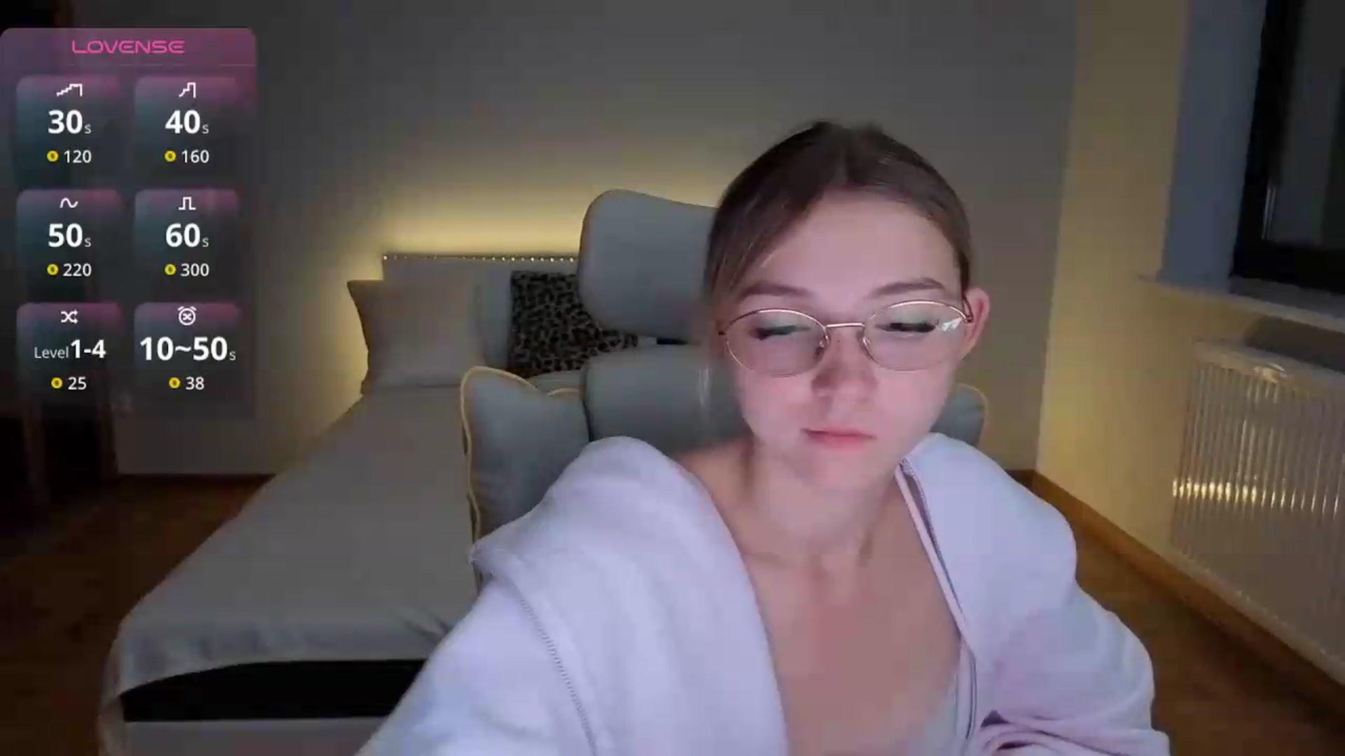 Gallery image thumbnail from Daisyy's myfreecams stream on, 09/10/2026, 21:50 image 15 of 20