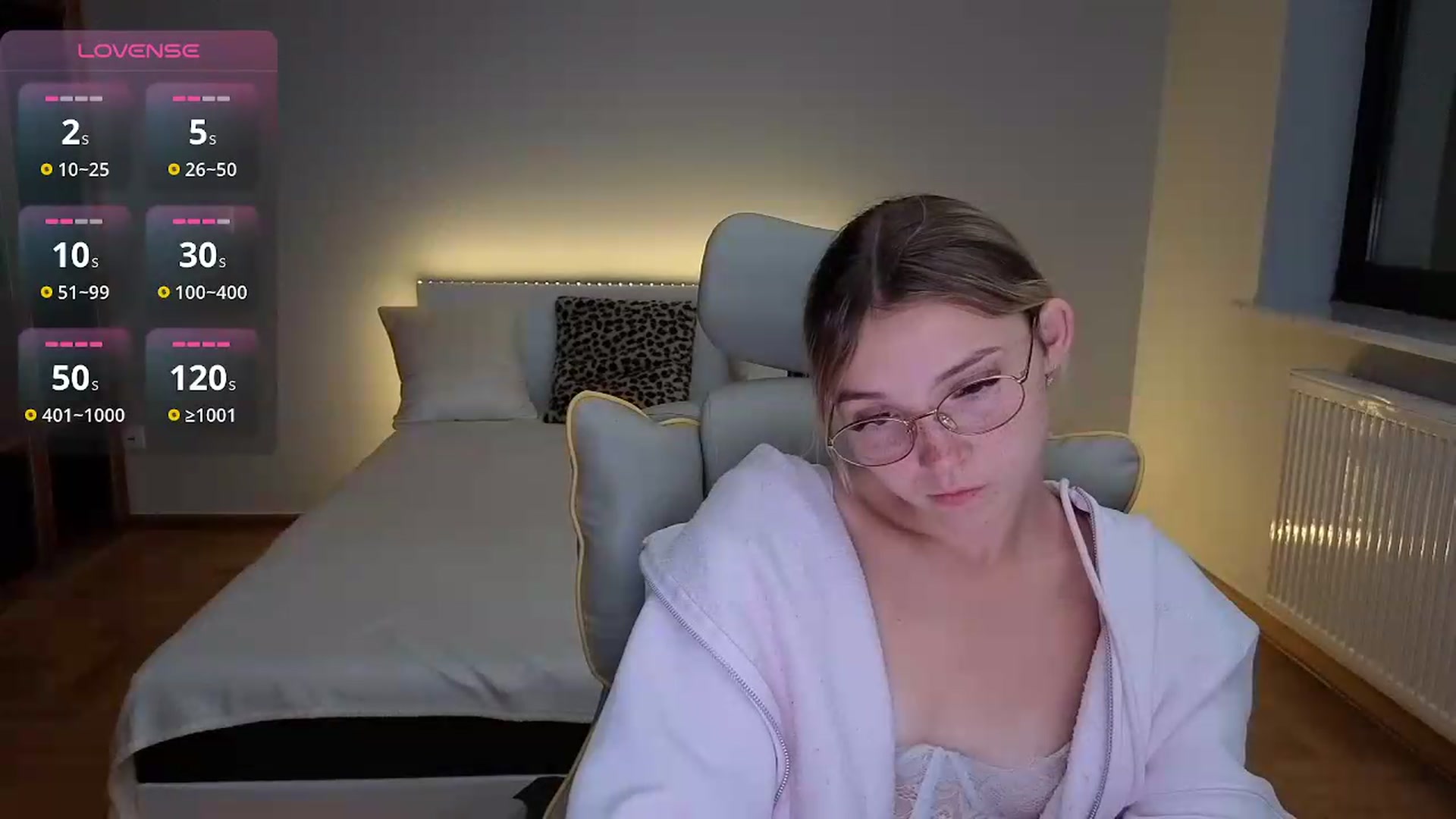 Gallery image thumbnail from Daisyy's myfreecams stream on, 09/10/2026, 21:50 image 18 of 20
