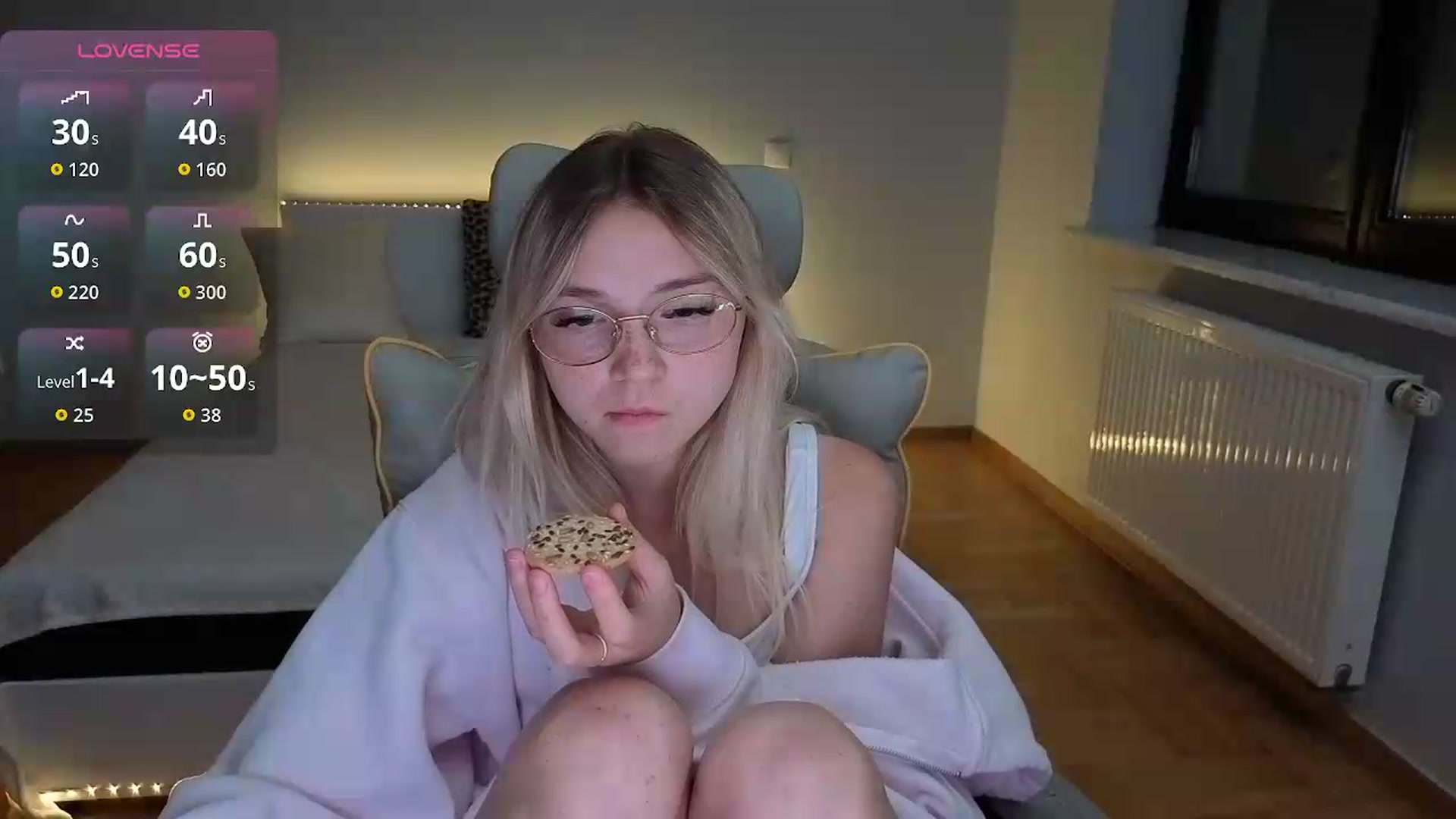 Gallery image thumbnail from Daisyy's myfreecams stream on, 09/11/2026, 03:24 image 17 of 20