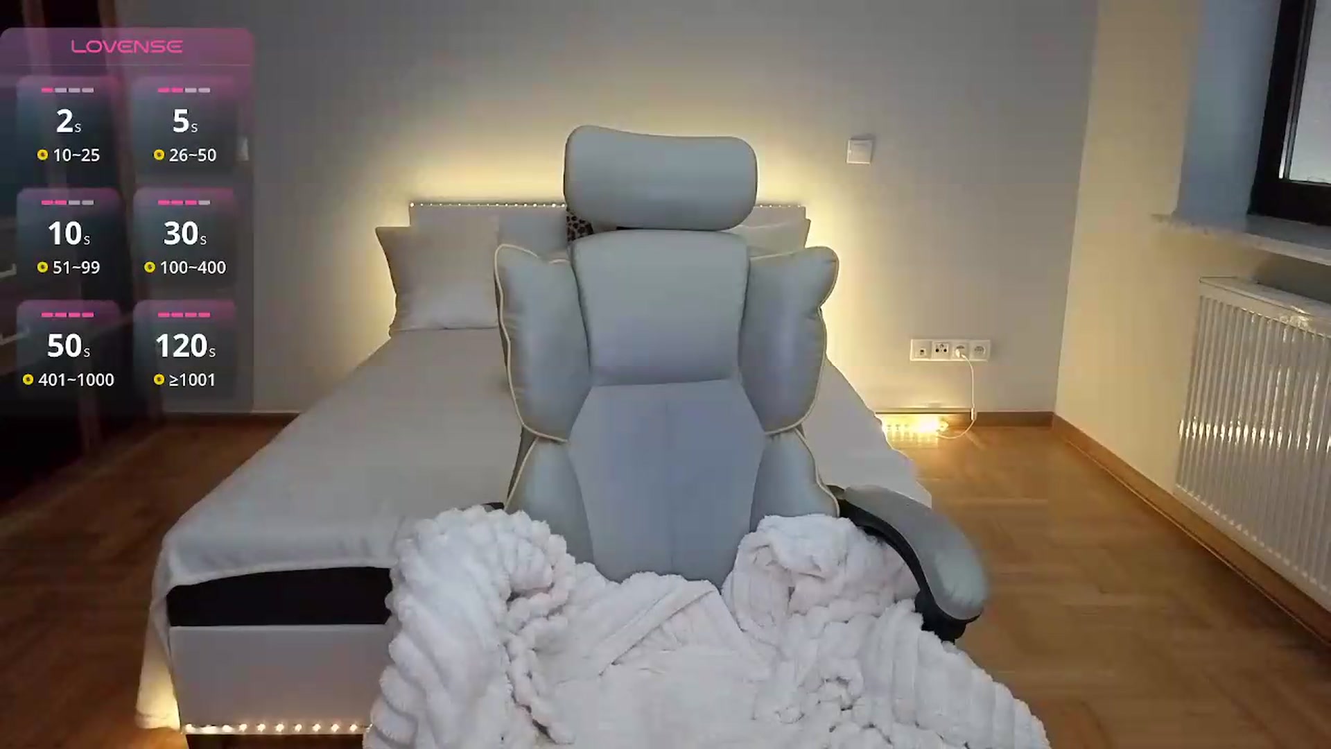 Gallery image thumbnail from Daisyy's myfreecams stream on, 09/11/2026, 15:32 image 3 of 20