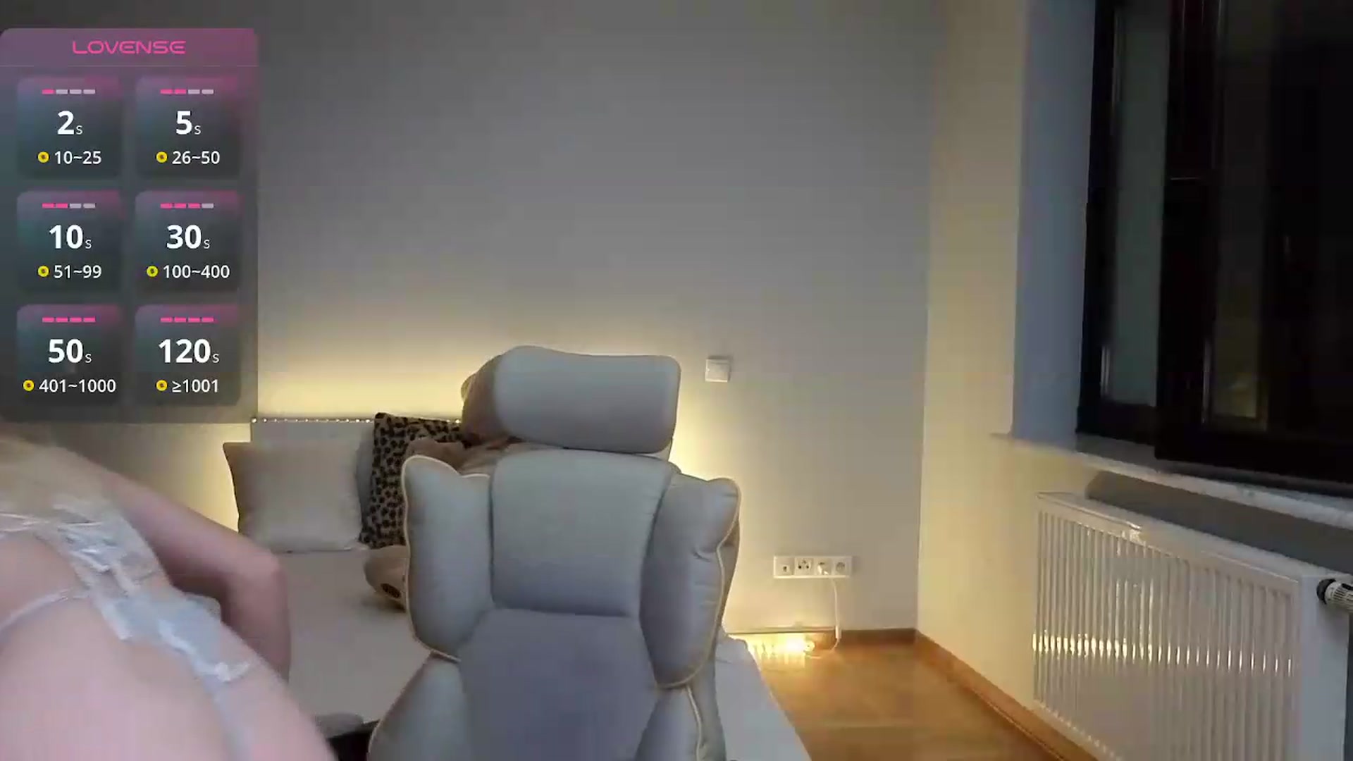 Gallery image thumbnail from Daisyy's myfreecams stream on, 09/11/2026, 19:10 image 13 of 20