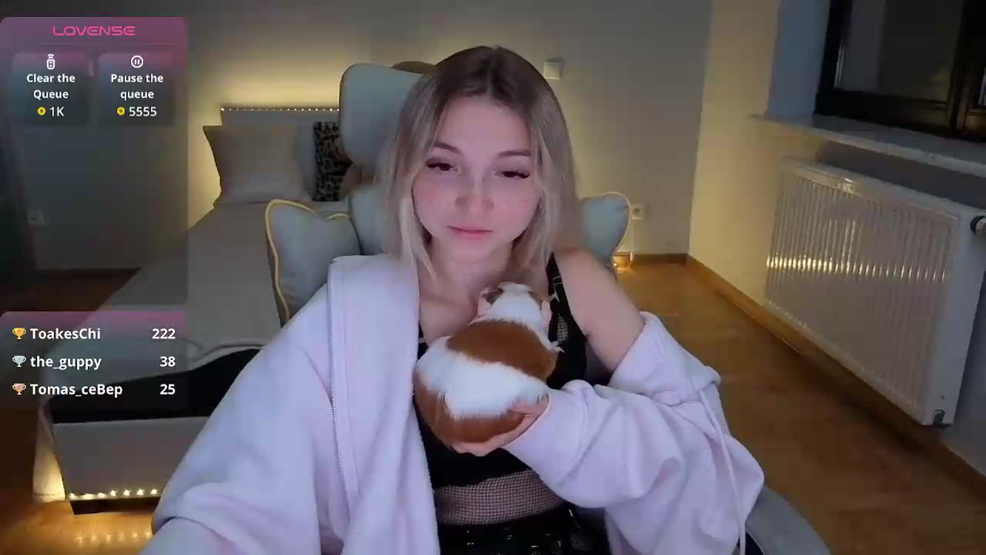 Gallery image thumbnail from Daisyy's myfreecams stream on, 09/12/2026, 21:07 image 12 of 20