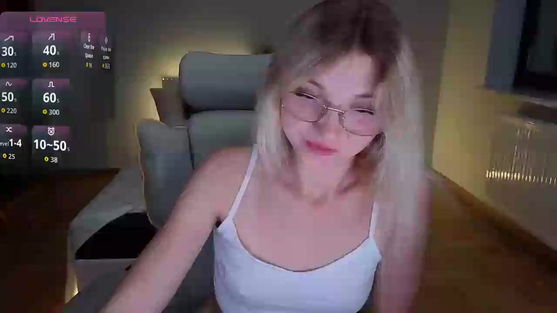 Gallery image thumbnail from Daisyy's myfreecams stream on, 09/13/2026, 19:30 image 1 of 20