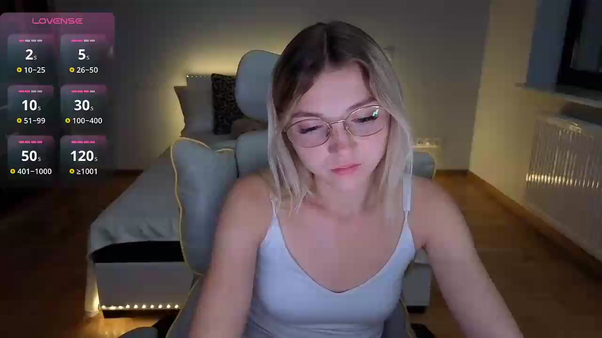 Gallery image thumbnail from Daisyy's myfreecams stream on, 09/14/2026, 04:30 image 1 of 20