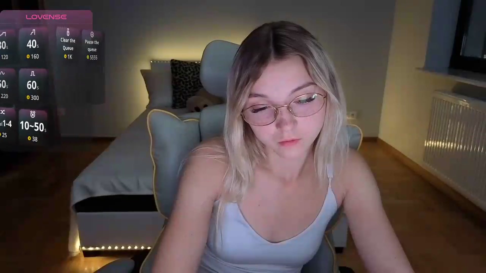 Gallery image thumbnail from Daisyy's myfreecams stream on, 09/14/2026, 04:30 image 12 of 20
