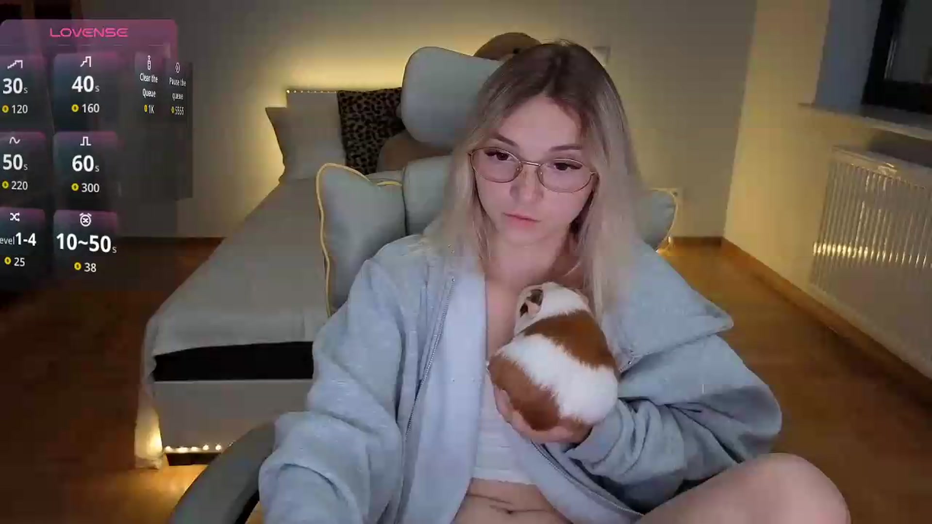 Gallery image thumbnail from Daisyy's myfreecams stream on, 09/14/2026, 20:10 image 6 of 20