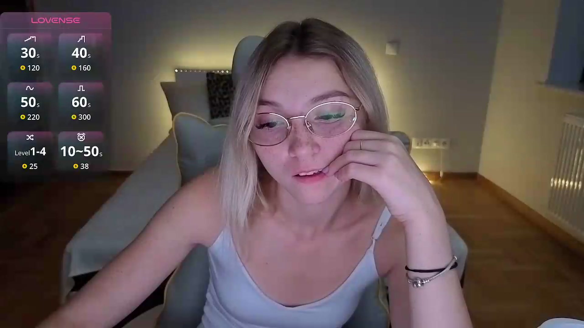 Gallery image thumbnail from Daisyy's myfreecams stream on, 09/15/2026, 04:10 image 6 of 20