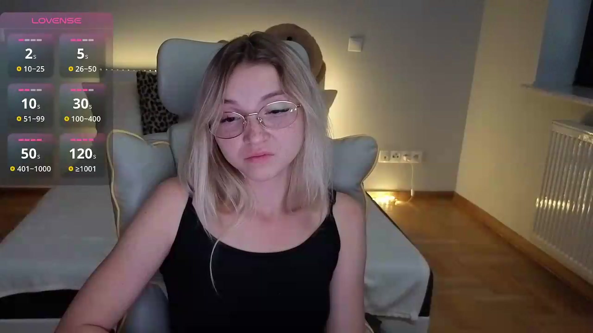 Gallery image thumbnail from Daisyy's myfreecams stream on, 09/15/2026, 05:45 image 8 of 20