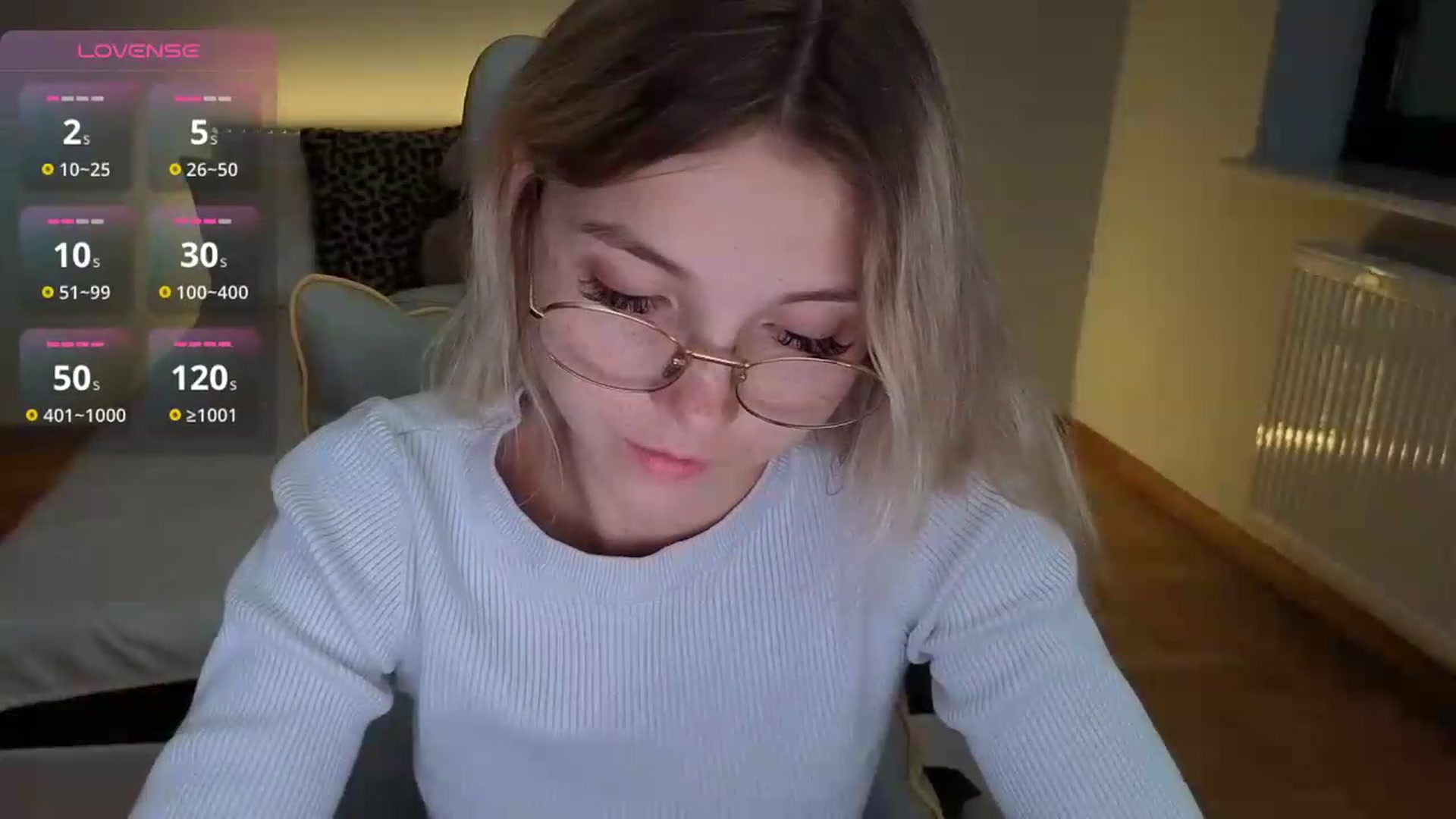 Gallery image thumbnail from Daisyy's myfreecams stream on, 09/15/2026, 21:26 image 15 of 20