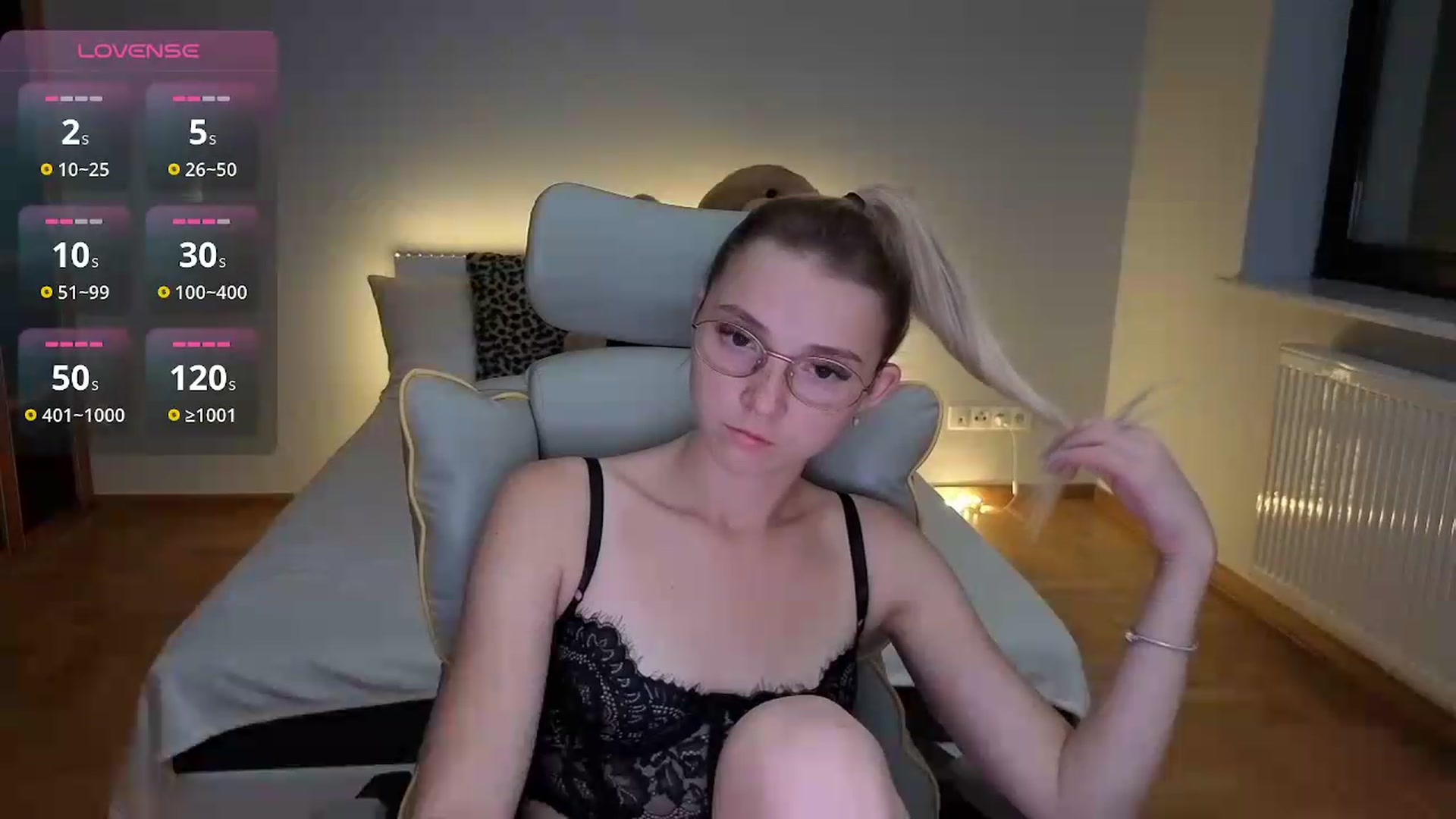 Gallery image thumbnail from Daisyy's myfreecams stream on, 09/16/2026, 02:14 image 8 of 20