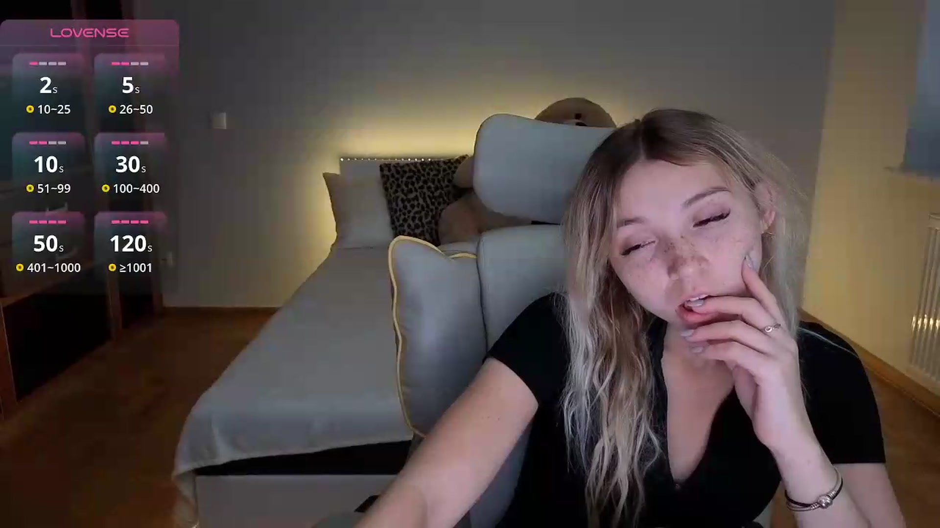 Gallery image thumbnail from Daisyy's myfreecams stream on, 09/16/2026, 15:29 image 18 of 20
