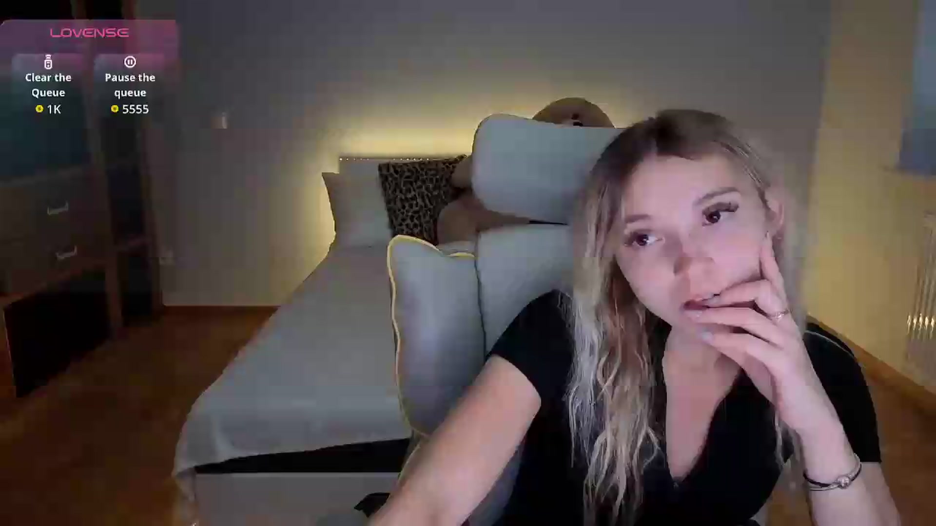 Gallery image thumbnail from Daisyy's myfreecams stream on, 09/16/2026, 15:29 image 17 of 20