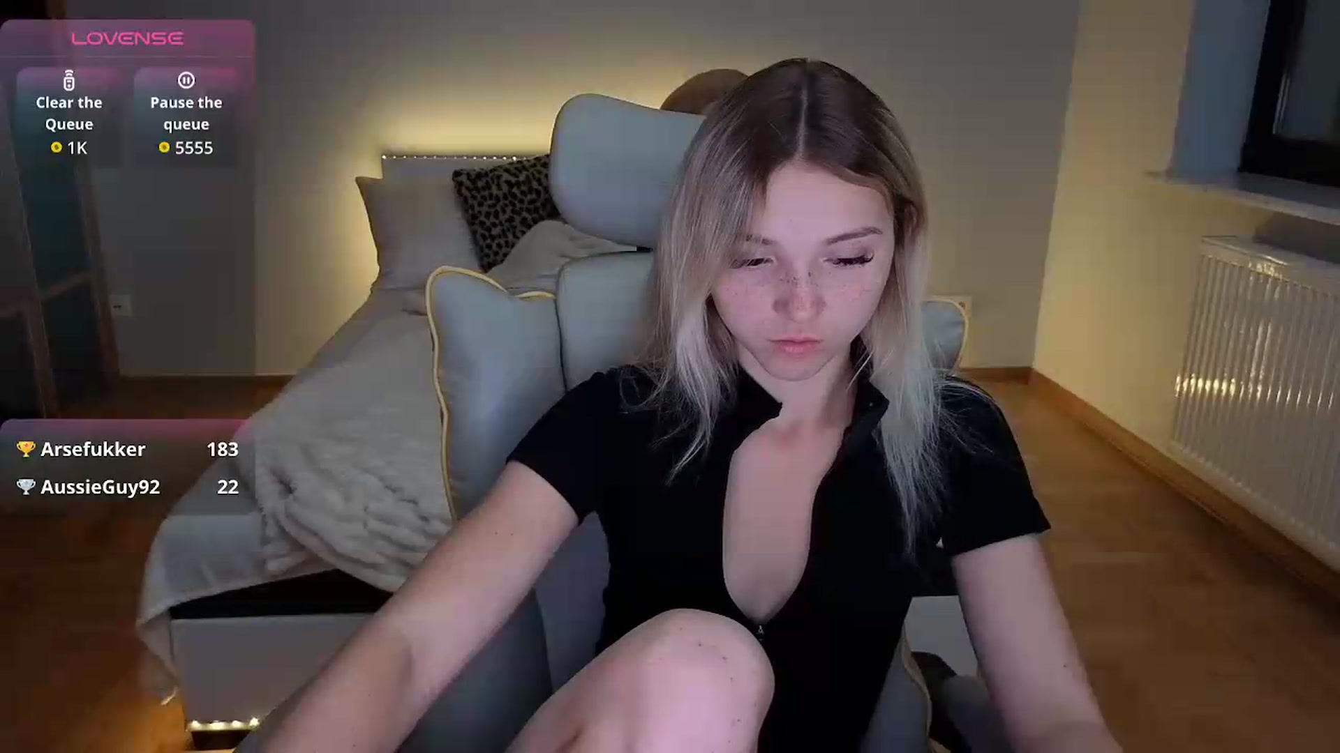 Gallery image thumbnail from Daisyy's myfreecams stream on, 09/16/2026, 18:07 image 15 of 20
