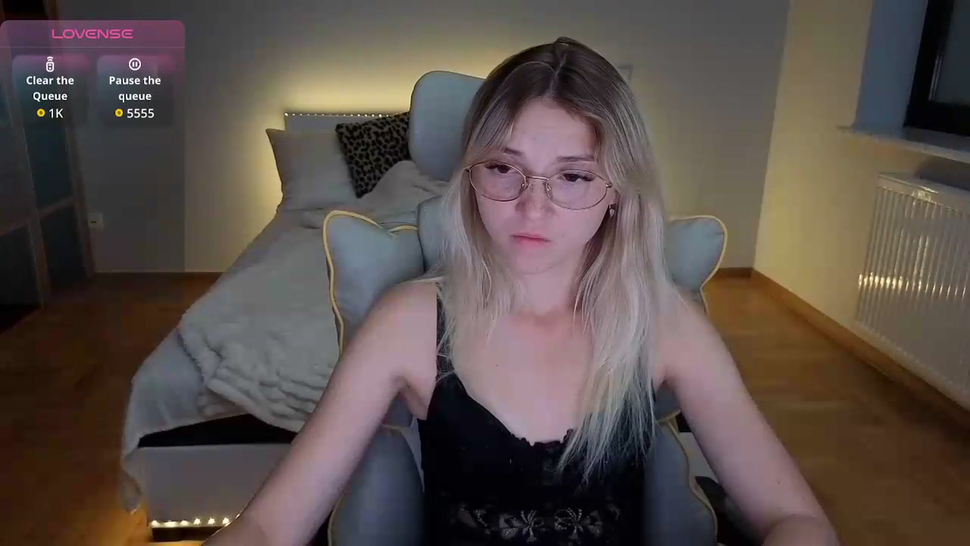 Gallery image thumbnail from Daisyy's myfreecams stream on, 09/16/2026, 22:05 image 12 of 20