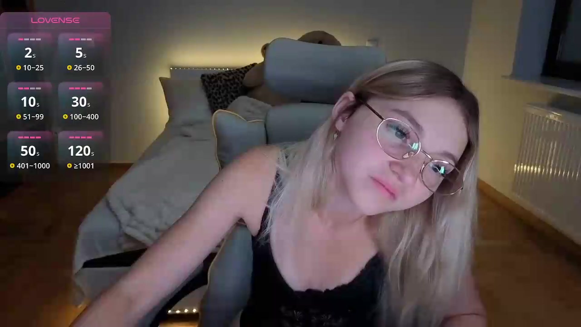 Gallery image thumbnail from Daisyy's myfreecams stream on, 09/16/2026, 22:05 image 11 of 20