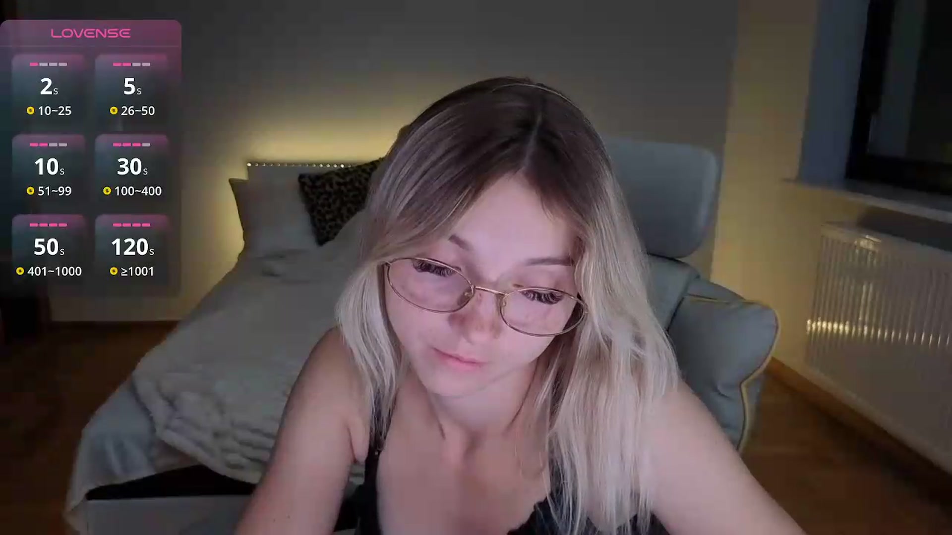 Gallery image thumbnail from Daisyy's myfreecams stream on, 09/17/2026, 24:17 image 15 of 20