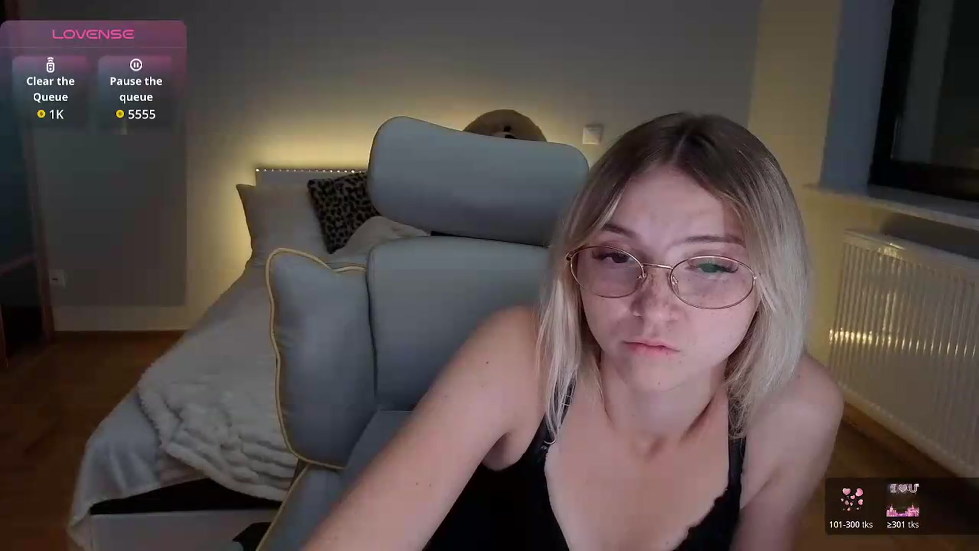 Gallery image thumbnail from Daisyy's myfreecams stream on, 09/17/2026, 24:17 image 12 of 20