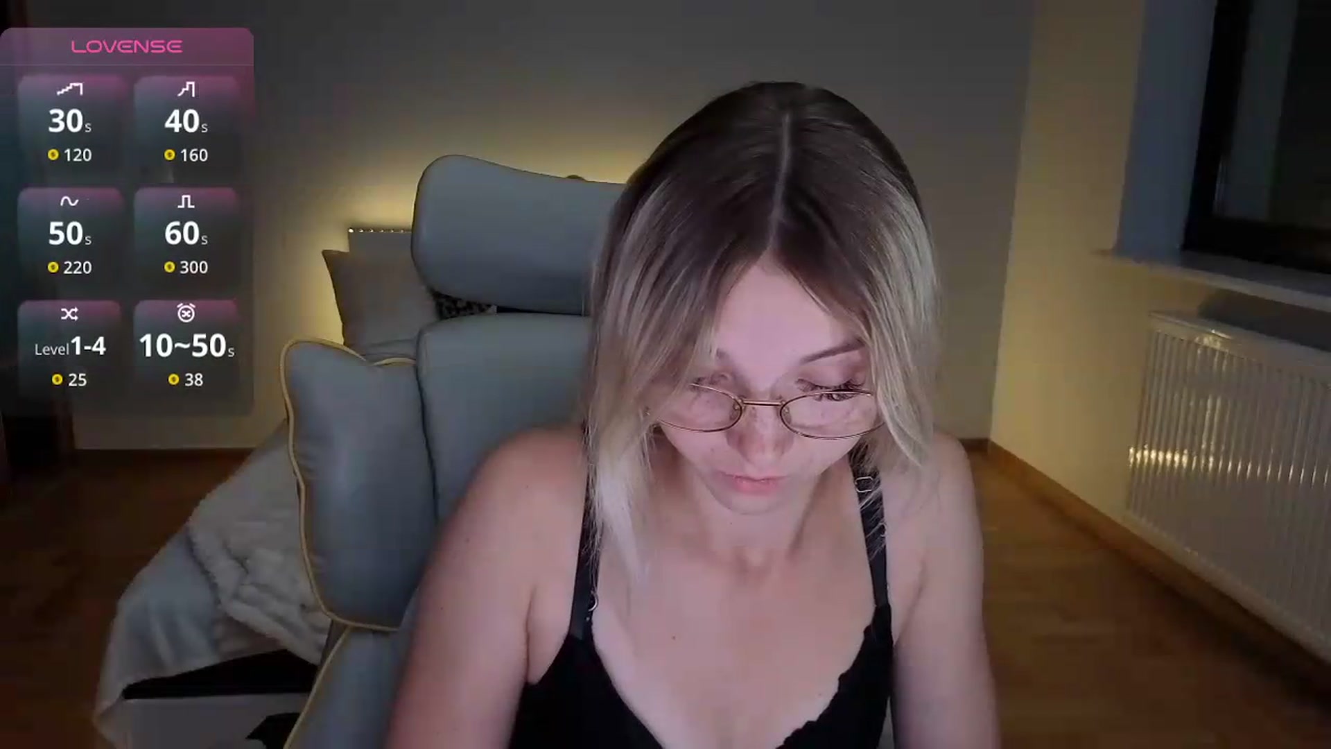 Gallery image thumbnail from Daisyy's myfreecams stream on, 09/17/2026, 24:17 image 8 of 20