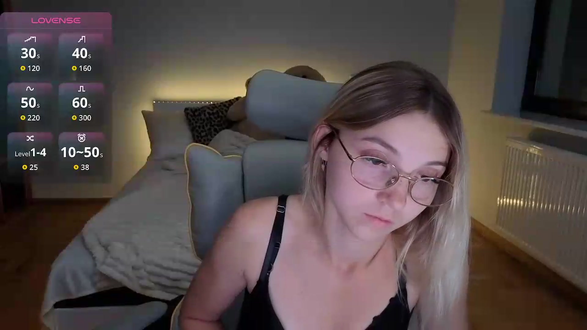 Gallery image thumbnail from Daisyy's myfreecams stream on, 09/17/2026, 24:17 image 10 of 20