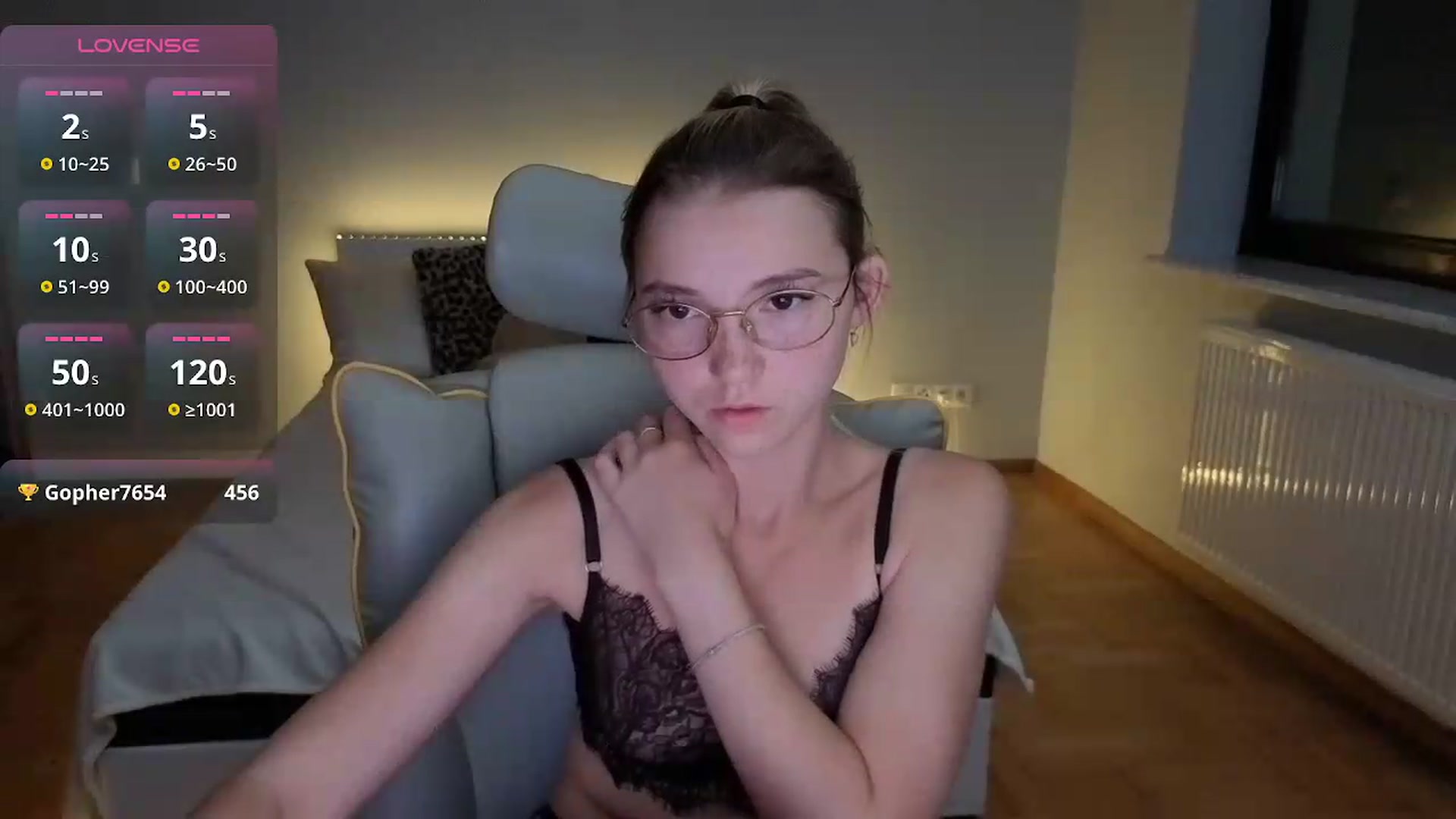 Gallery image thumbnail from Daisyy's myfreecams stream on, 09/17/2026, 21:36 image 8 of 20