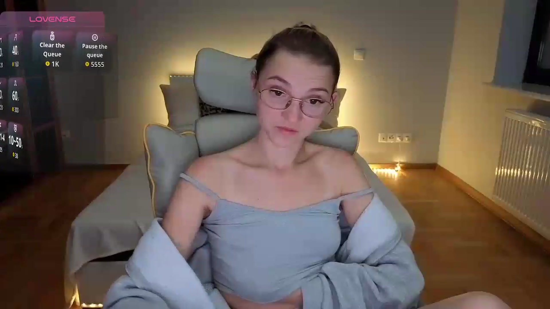 Gallery image thumbnail from Daisyy's myfreecams stream on, 09/18/2026, 23:42 image 17 of 20