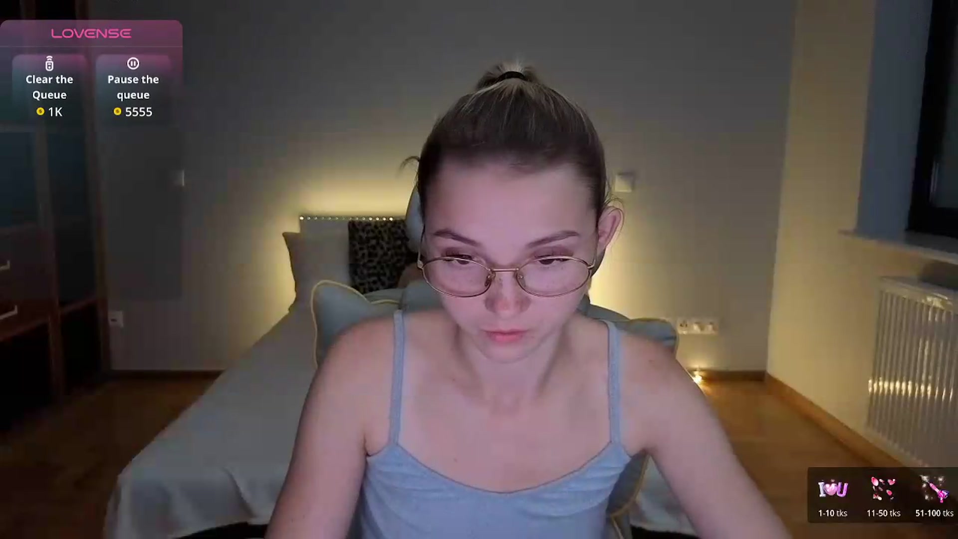 Gallery image thumbnail from Daisyy's myfreecams stream on, 09/18/2026, 23:42 image 12 of 20