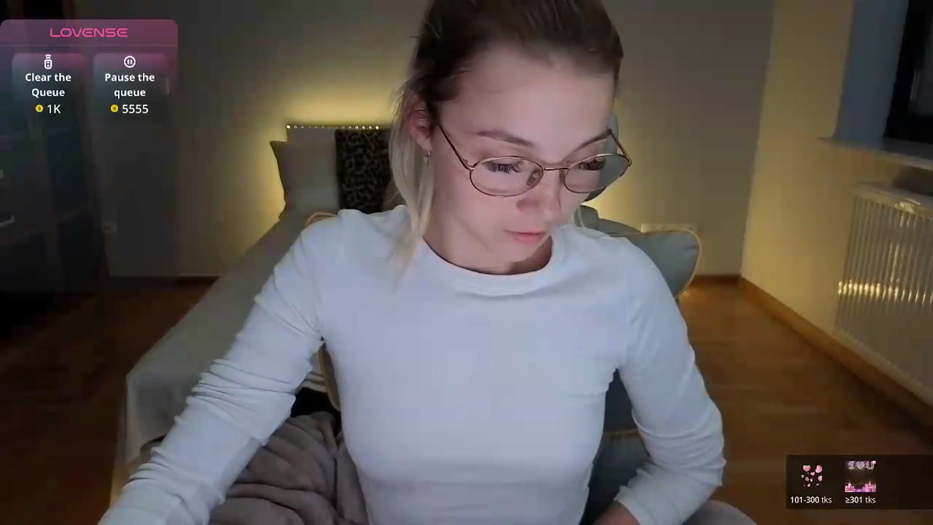 Gallery image thumbnail from Daisyy's myfreecams stream on, 09/19/2026, 03:23 image 3 of 20