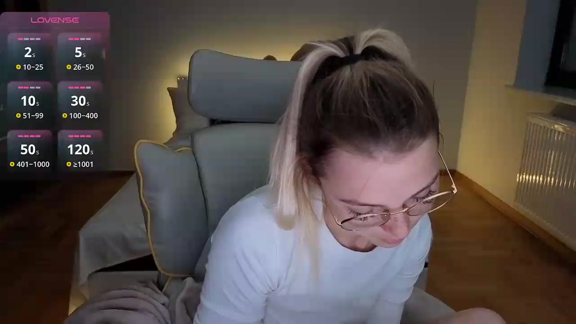 Gallery image thumbnail from Daisyy's myfreecams stream on, 09/19/2026, 03:23 image 4 of 20