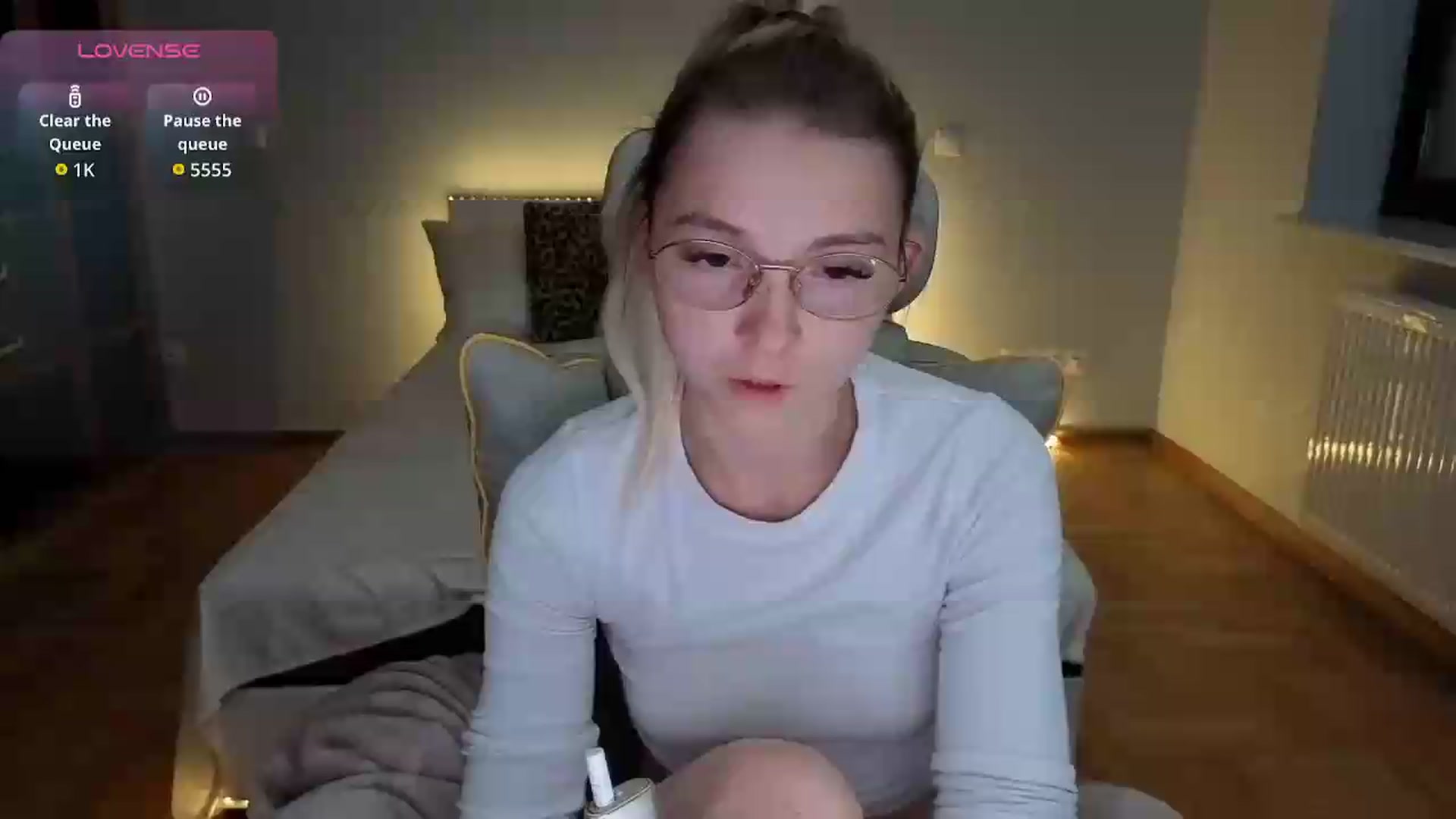 Gallery image thumbnail from Daisyy's myfreecams stream on, 09/19/2026, 03:23 image 5 of 20