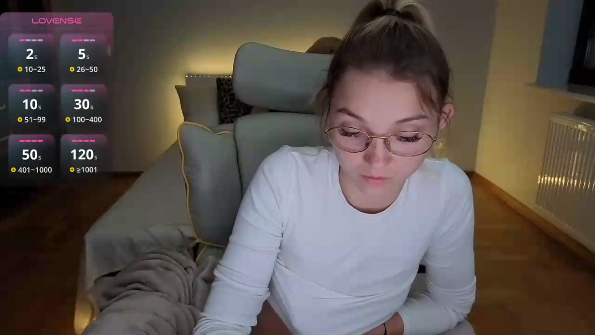 Gallery image thumbnail from Daisyy's myfreecams stream on, 09/19/2026, 03:23 image 8 of 20