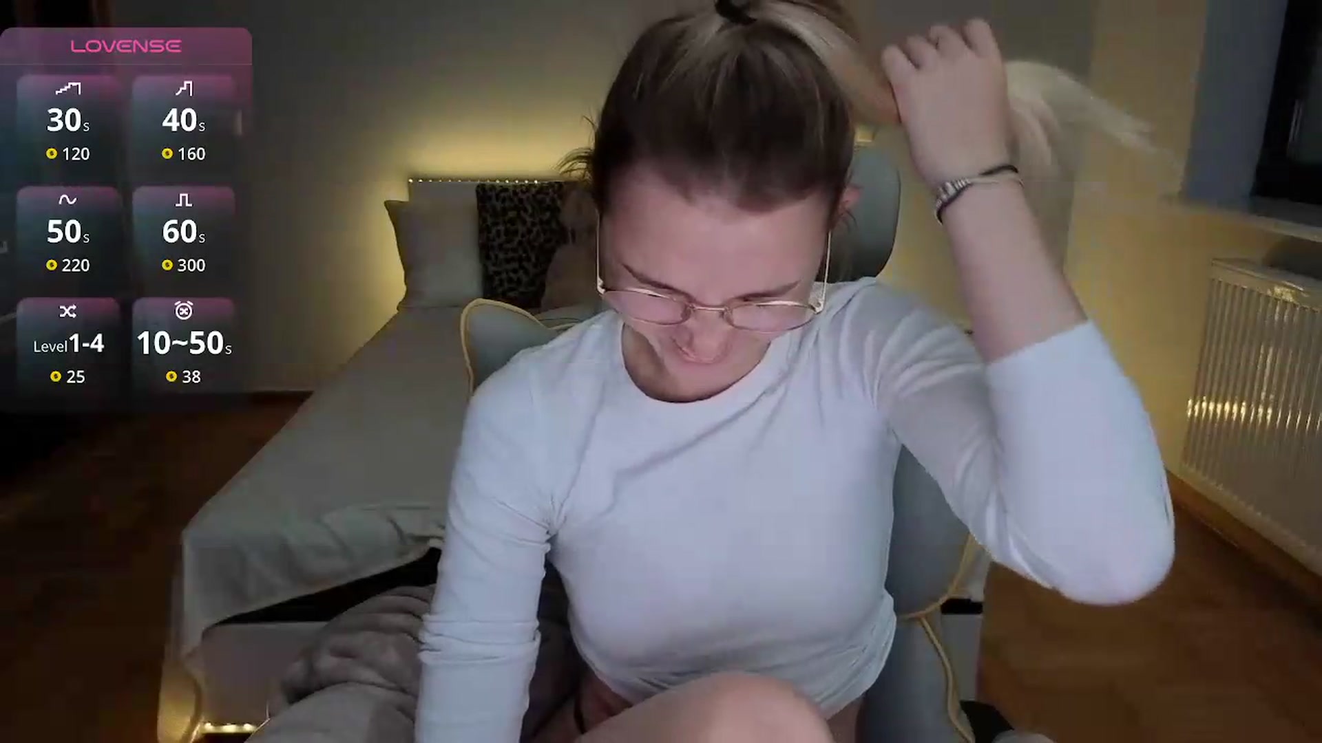 Gallery image thumbnail from Daisyy's myfreecams stream on, 09/19/2026, 03:23 image 6 of 20