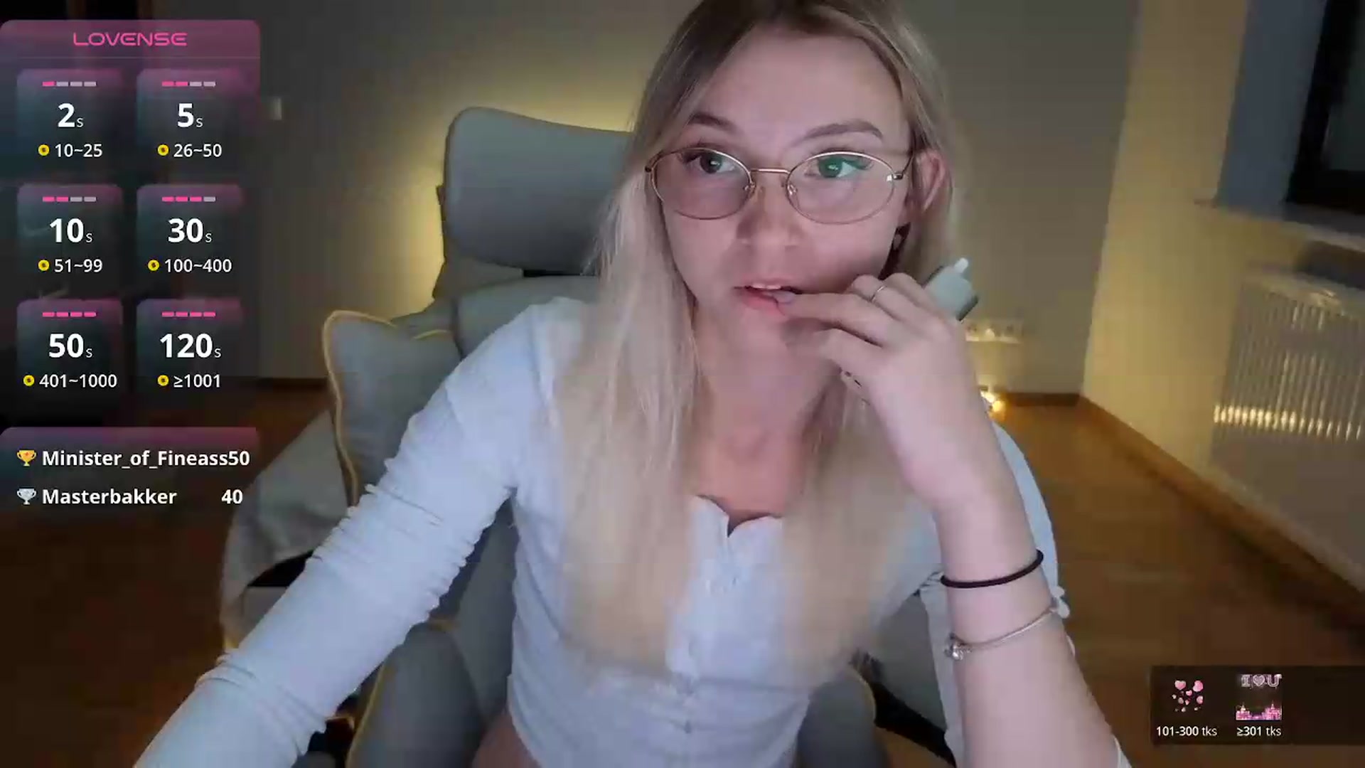 Gallery image thumbnail from Daisyy's myfreecams stream on, 09/19/2026, 23:26 image 7 of 20